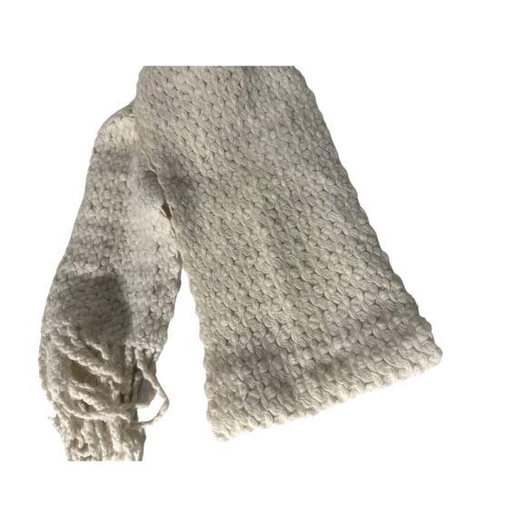 Banana Republic Scarf Lamb's Wool and Rabbit Hair in Ivory with Fringe - Picture 10 of 10